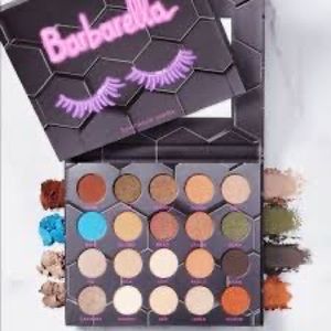 💚 Barbarella Eyeshadow palette